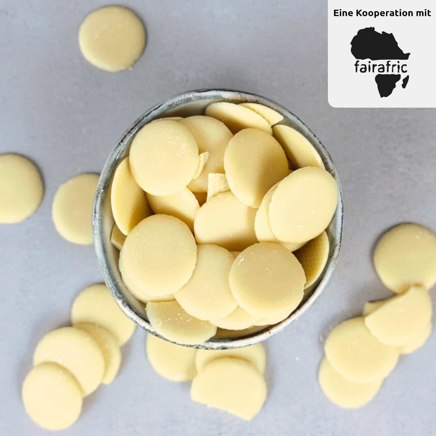 Bio Schokodrops aus veganer weißer Schokolade mit 40% Kakaoanteil