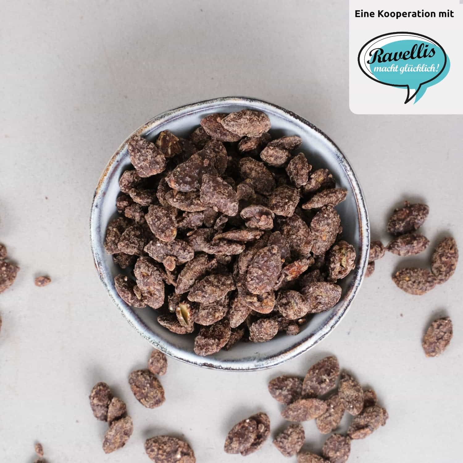 Ravellis Bio-Kürbiskerne dunkle Schokolade & Lebkuchen im Kupferkessel gebrannt