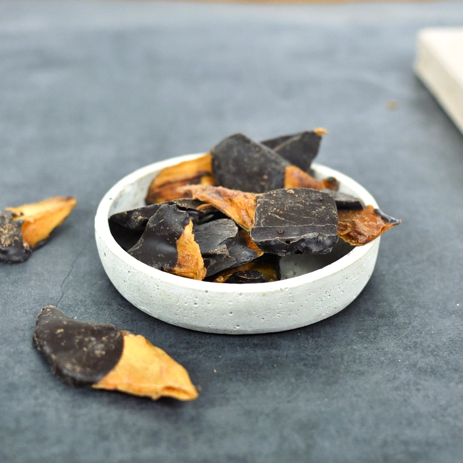 Bio Ananasstücke schokoliert