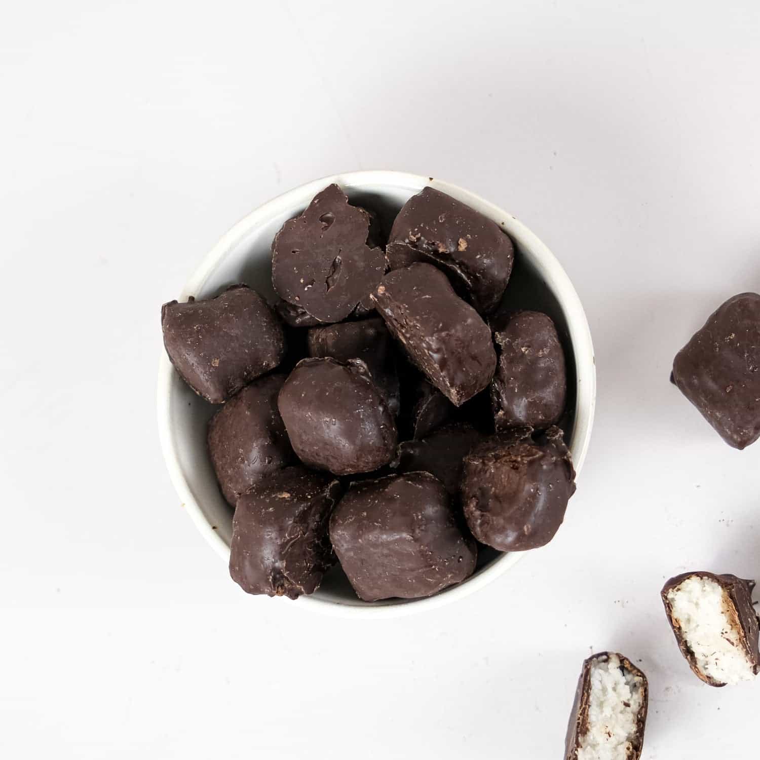 Bio Kokos-Bites mit Zartbitterschokolade